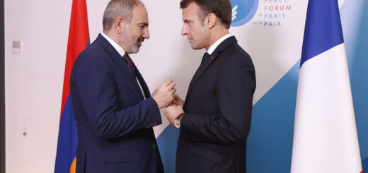 Pashinyan Macron